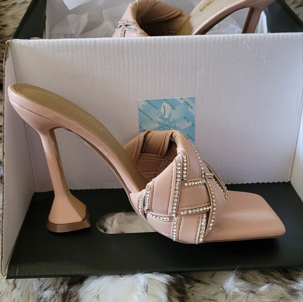 Women heel